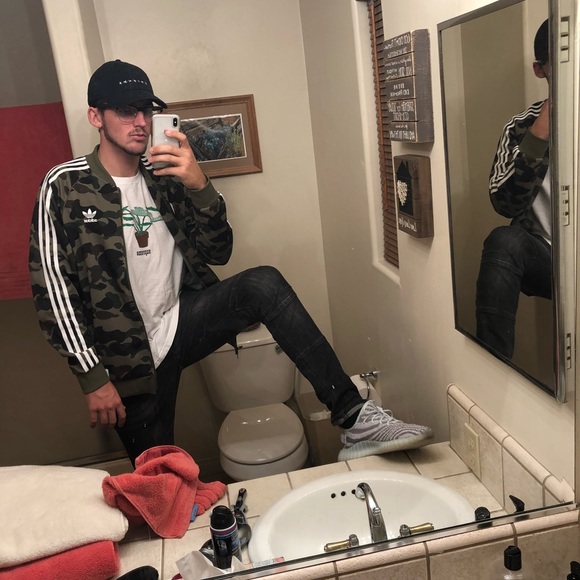 Meet your Posher, Ryan - Picture 8 of 8